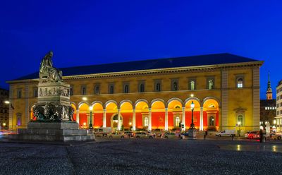 Palais an der Oper bei einer kulinarischen Tramtour durch München – © Werner_Boehm - Tourismusamt München